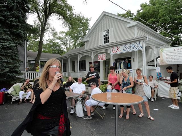 Long Grove Strawberry Festival