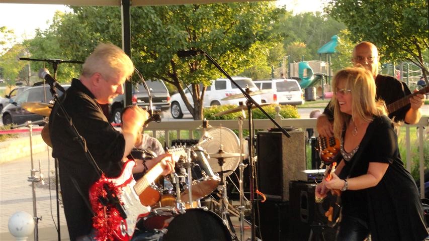 Hawthorn Woods Summer Concert Series