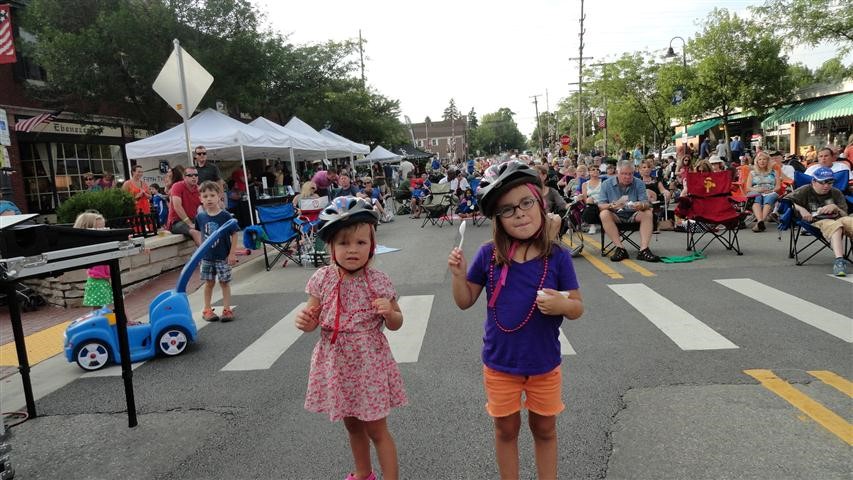 Clarendon Hills Dancin' in the Street