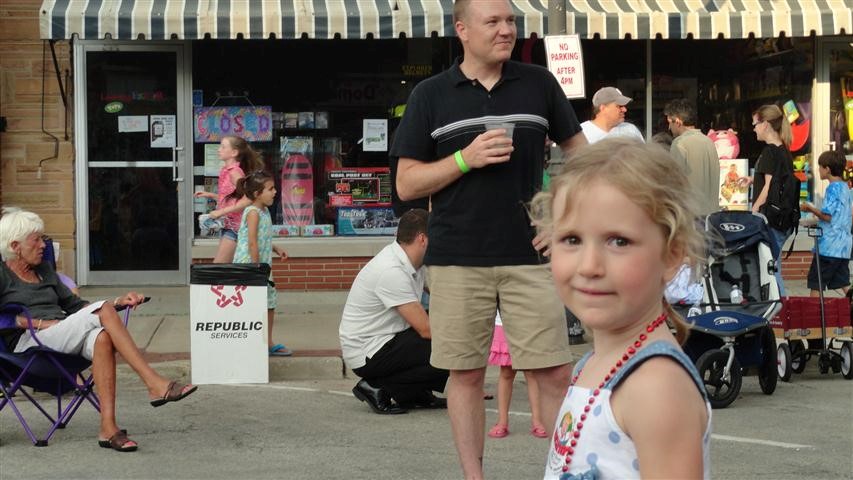 Clarendon Hills Dancin' in the Street